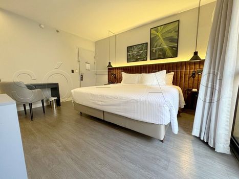 Foto 6 do(a) Flat de 1 quartos à venda em Jardim Europa, São Paulo