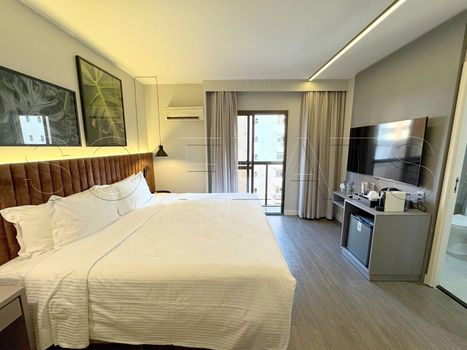Foto 1 do(a) Flat de 1 quartos à venda em Jardim Europa, São Paulo
