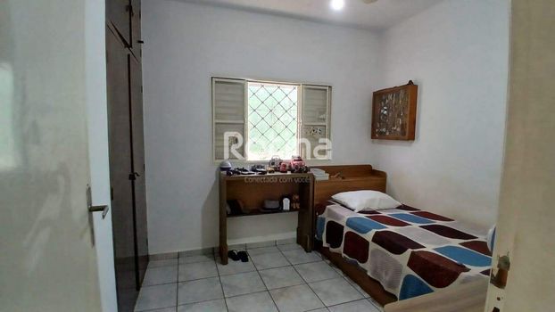Foto 14 do(a) Casa de 3 quartos à venda em Santa Rosa, Uberlândia