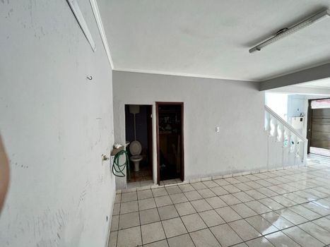 Foto 42 do(a) Casa de 3 quartos à venda em Jardim Marek, Santo André