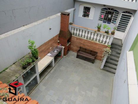 Foto 43 do(a) Casa de 5 quartos à venda em Vila Humaitá, Santo André