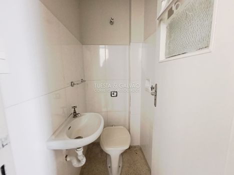 Foto 6 do(a) Apartamento de 2 quartos para alugar em Centro, Curitiba