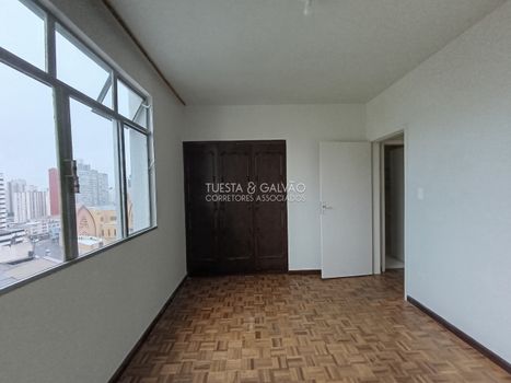 Foto 11 do(a) Apartamento de 2 quartos para alugar em Centro, Curitiba