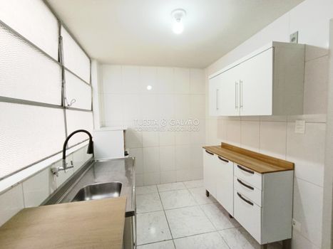 Foto 4 do(a) Apartamento de 2 quartos para alugar em Centro, Curitiba