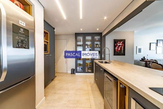 Foto 6 do(a) Apartamento de 3 quartos à venda em Vila Nova Conceição, São Paulo