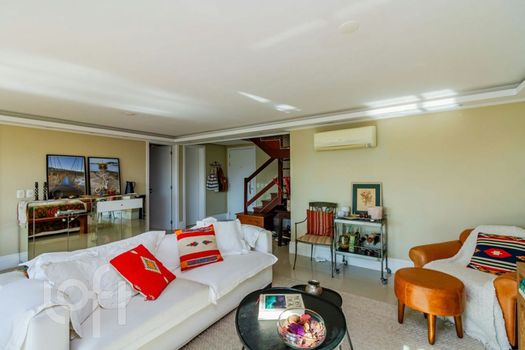 Foto 21 do(a) Apartamento de 4 quartos à venda em Chácara das Pedras, Porto Alegre