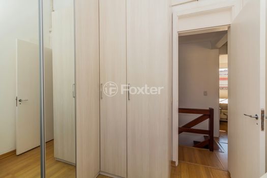 Foto 13 do(a) Casa em Condomínio de 4 quartos à venda em Humaitá, Porto Alegre