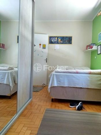 Foto 7 do(a) Apartamento de 2 quartos à venda em Medianeira, Porto Alegre