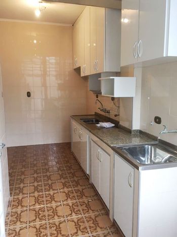 Foto 2 do(a) Casa de 3 quartos para alugar em Aclimação, São Paulo
