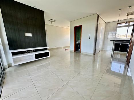 Foto 2 do(a) Apartamento de 3 quartos à venda em Indaiá, Belo Horizonte