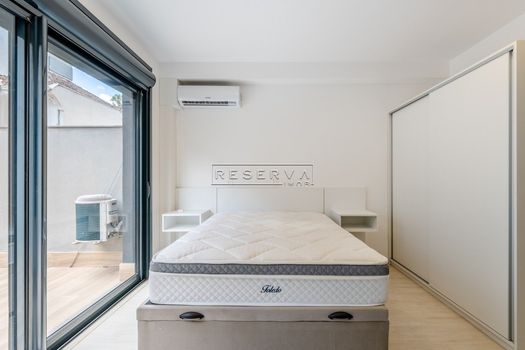 Foto 4 do(a) Apartamento de 1 quartos à venda em Mont Serrat, Porto Alegre