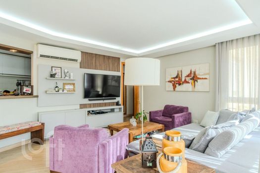 Foto 3 do(a) Apartamento de 3 quartos à venda em Azenha, Porto Alegre