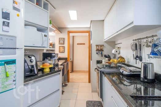 Foto 25 do(a) Apartamento de 3 quartos à venda em Azenha, Porto Alegre