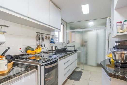 Foto 23 do(a) Apartamento de 3 quartos à venda em Azenha, Porto Alegre