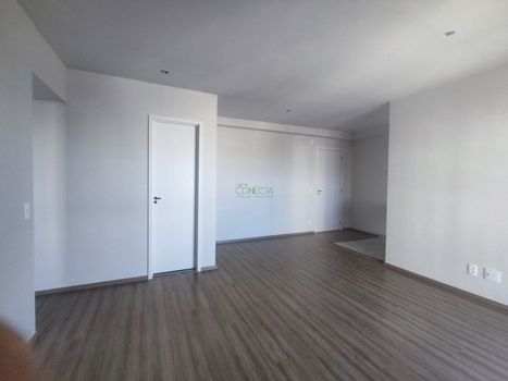 Foto 2 do(a) Apartamento de 2 quartos para alugar em Centro, Londrina