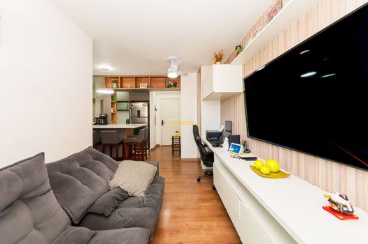 Foto 3 do(a) Apartamento de 3 quartos à venda em Bacacheri, Curitiba