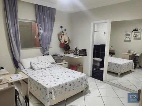 Foto 17 do(a) Casa de 5 quartos à venda em Saraiva, Uberlândia