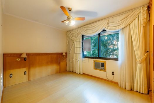 Foto 8 do(a) Apartamento de 3 quartos à venda em Petrópolis, Porto Alegre