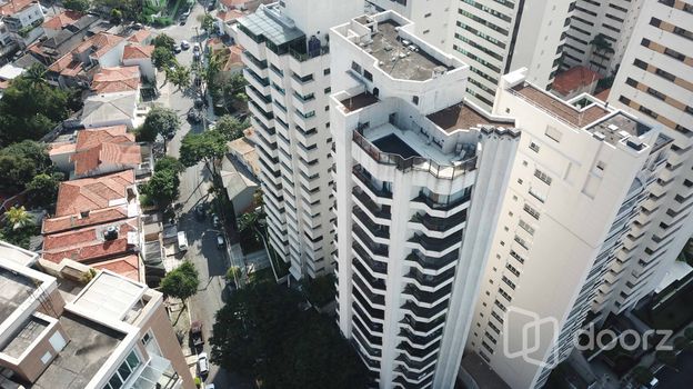 Foto 2 do(a) Apartamento de 4 quartos à venda em Aclimação, São Paulo