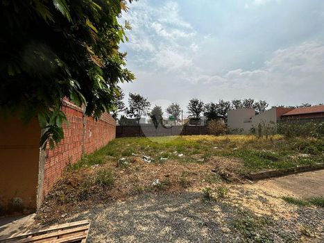 Foto 3 do(a) Terreno false à venda em Jardim Ipanema, São Carlos