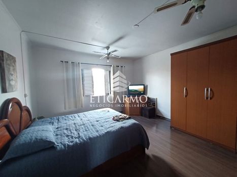 Foto 6 do(a) Casa de 2 quartos à venda em Parque Maria Luiza, São Paulo