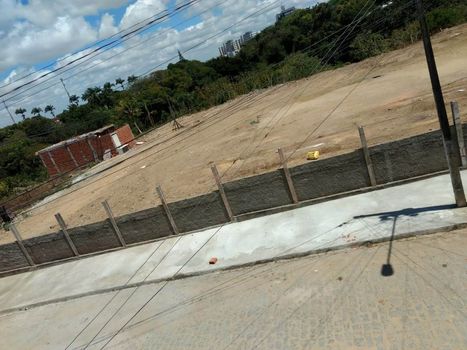 Foto 6 do(a) Terreno false à venda em Barro Duro, Maceió