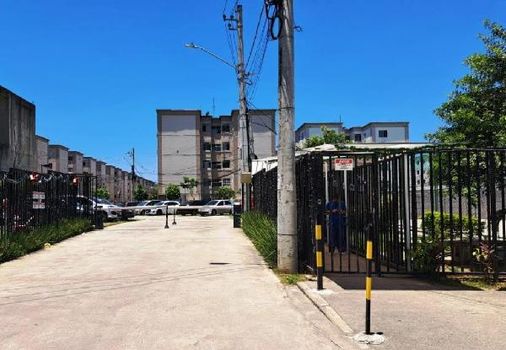 Foto 1 do(a) Apartamento de 2 quartos à venda em Bangu, Rio de Janeiro