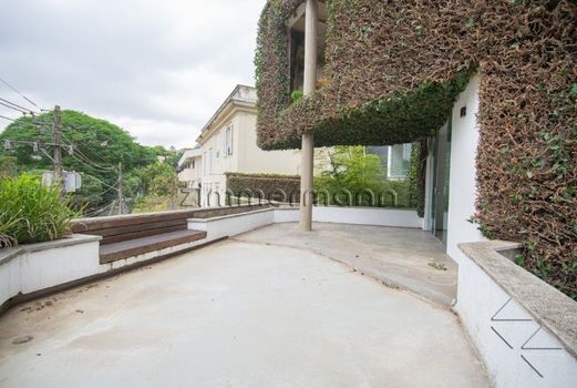 Foto 5 do(a) Casa de 4 quartos à venda em Jardim Guedala, São Paulo