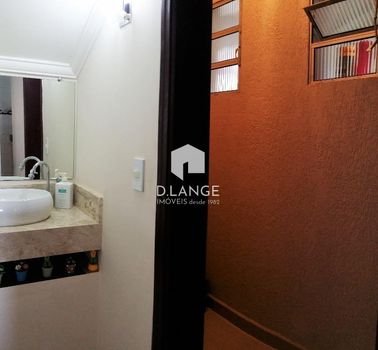 Foto 9 do(a) Casa em Condomínio false à venda em Loteamento Parque São Martinho, Campinas
