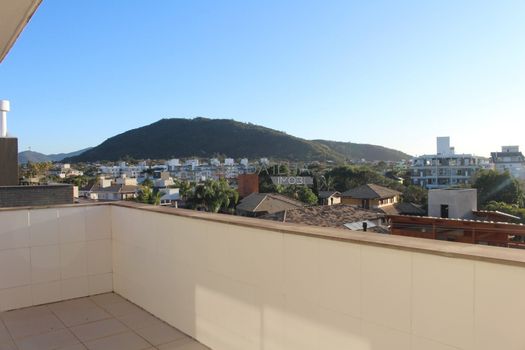 Foto 4 do(a) Cobertura de 3 quartos à venda em Campeche, Florianópolis