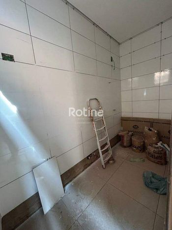 Foto 10 do(a) Casa de 2 quartos à venda em São Jorge, Uberlândia