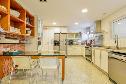 Foto 14 do(a) Apartamento de 3 quartos à venda em Jardim Europa, São Paulo