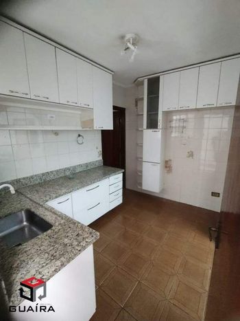 Foto 7 do(a) Casa de 3 quartos à venda em Vila Aquilino, Santo André