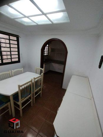 Foto 8 do(a) Casa de 3 quartos à venda em Vila Aquilino, Santo André