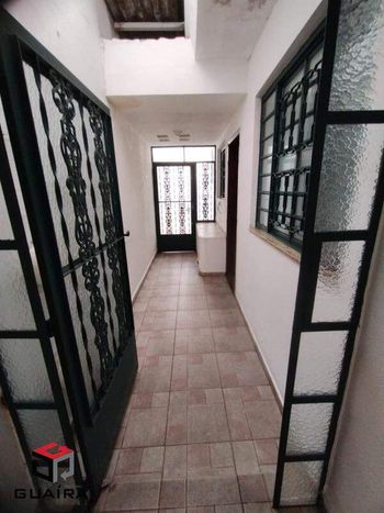 Foto 3 do(a) Casa de 3 quartos à venda em Vila Aquilino, Santo André