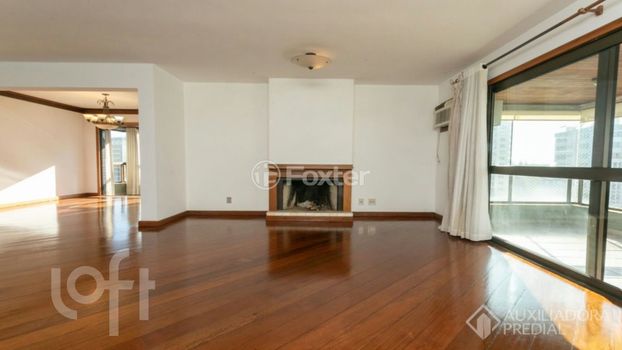 Foto 3 do(a) Apartamento de 3 quartos à venda em Petrópolis, Porto Alegre