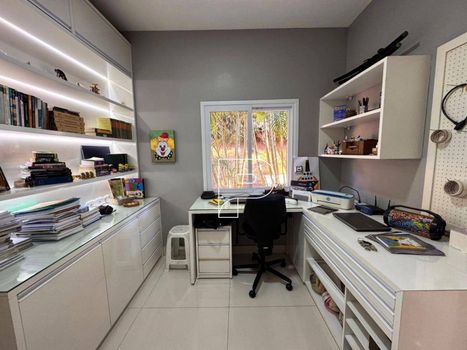 Foto 13 do(a) Casa em Condomínio de 4 quartos à venda em Golf Gardens, Carapicuíba