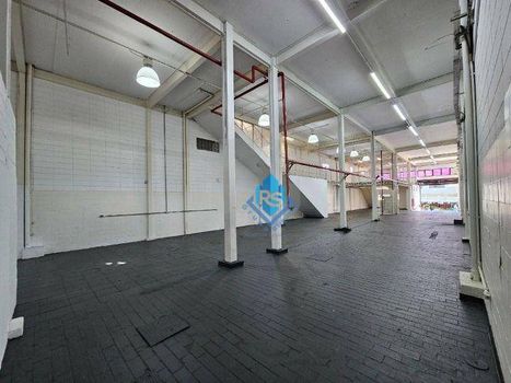 Foto 1 do(a) Galpão / Depósito / Armazém / Pavilhão false para alugar em Santa Paula, São Caetano do Sul