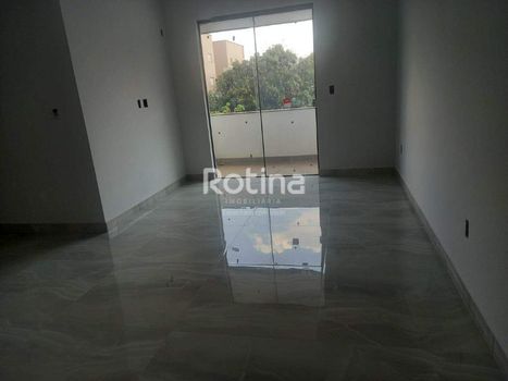 Foto 9 do(a) Cobertura de 3 quartos à venda em Santa Mônica, Uberlândia