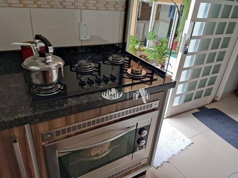 Foto 18 do(a) Casa em Condomínio de 3 quartos à venda em Parque Residencial Joaquim Toledo Piza, Londrina