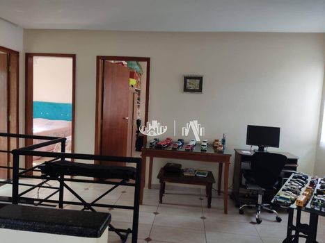 Foto 7 do(a) Casa em Condomínio de 3 quartos à venda em Parque Residencial Joaquim Toledo Piza, Londrina