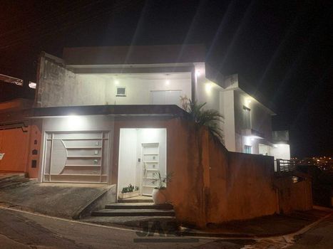 Foto 6 do(a) Casa de 3 quartos à venda em Residencial Colinas, Mogi das Cruzes