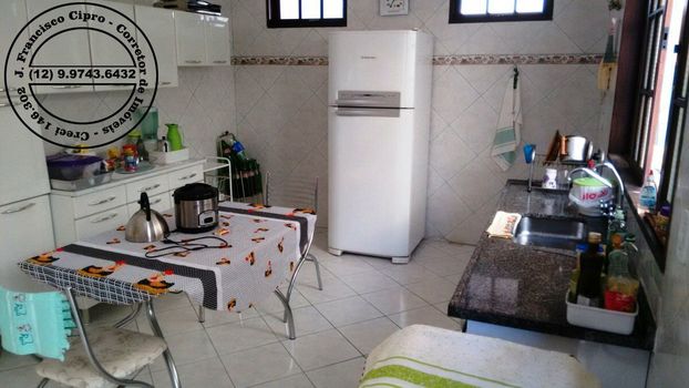 Foto 3 do(a) Casa de 3 quartos à venda em Portal das Colinas, Guaratinguetá
