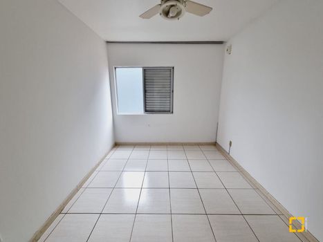 Foto 33 do(a) Apartamento de 3 quartos à venda em Coloninha, Florianópolis