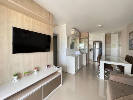 Foto 1 do(a) Apartamento de 3 quartos para alugar em Itacorubi, Florianópolis
