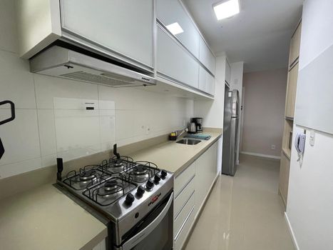Foto 8 do(a) Apartamento de 3 quartos para alugar em Itacorubi, Florianópolis