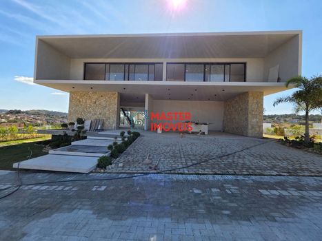 Foto 1 do(a) Casa em Condomínio de 4 quartos à venda em Estância do Lago, Contagem