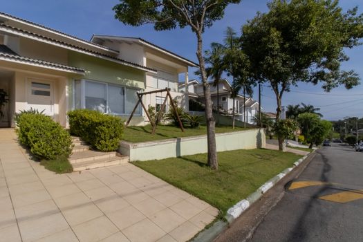 Foto 1 do(a) Casa em Condomínio de 4 quartos à venda em Convívio Residencial Santana, Arujá