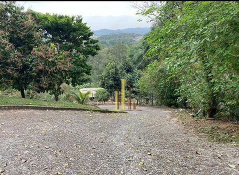 Foto 2 do(a) Fazenda / Sítio / Chácara de 2 quartos à venda em Chácara Recreio Lagoa dos Patos, Jundiaí
