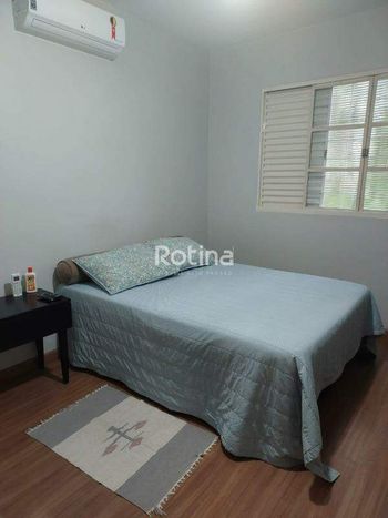 Foto 13 do(a) Casa em Condomínio de 4 quartos à venda em Morada do Sol, Uberlândia